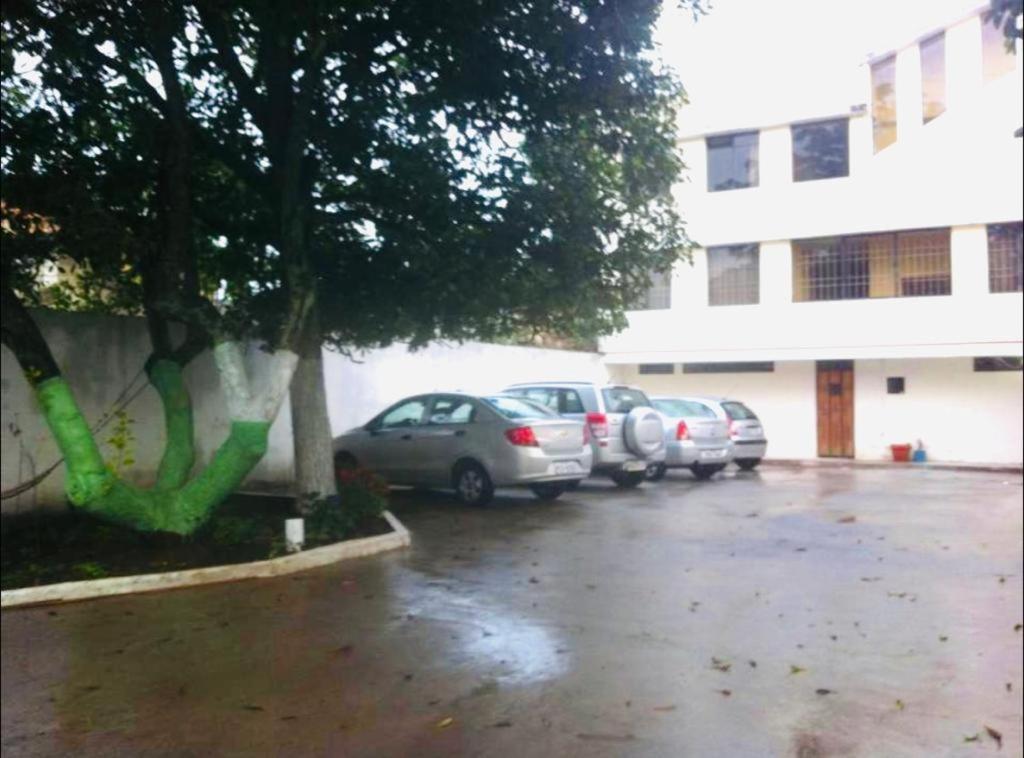 קוטקצ'י Hostal Jora Continental מראה חיצוני תמונה